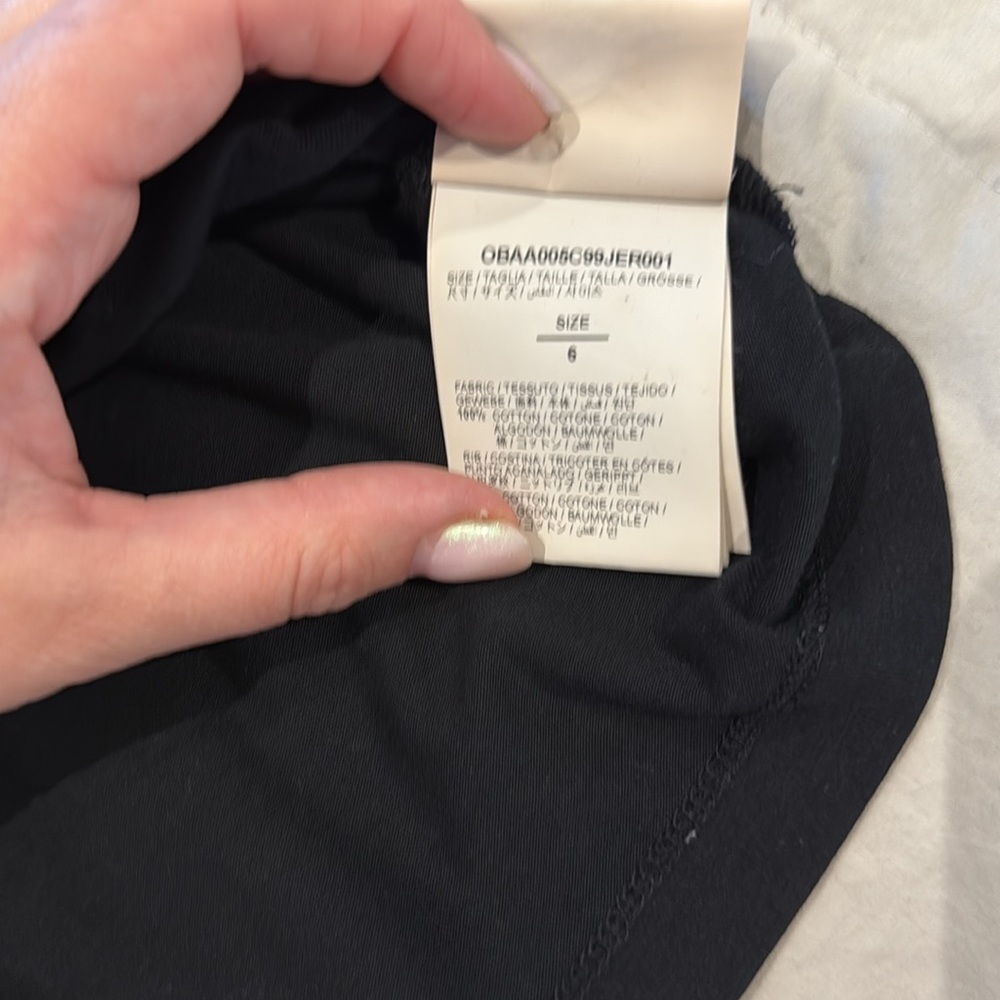 Off-White Classic Black Tee - Picture 4 of 5